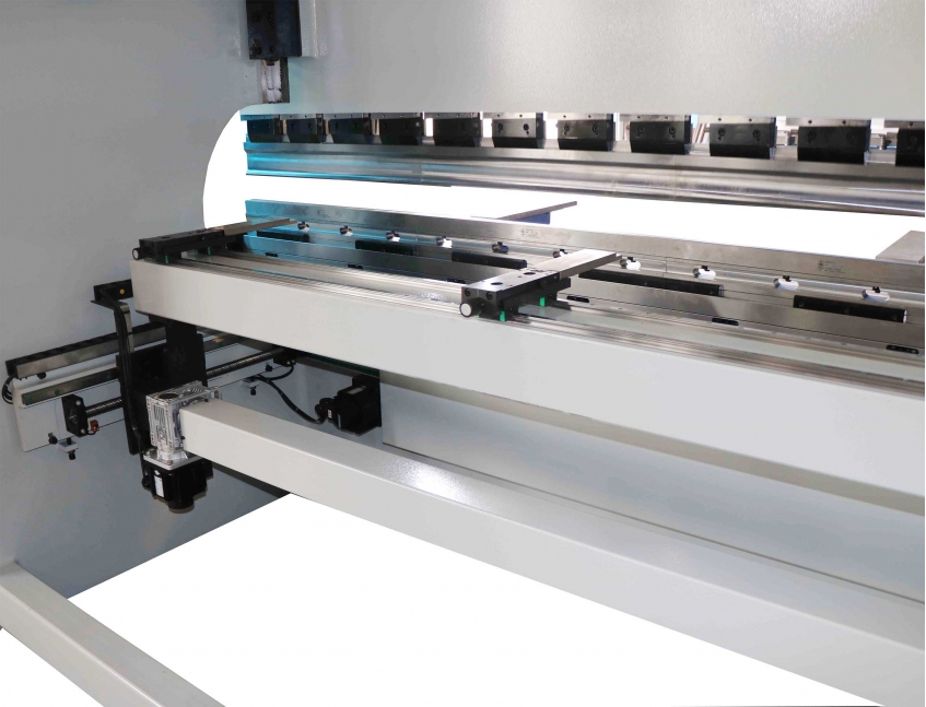 WE67K-200T3200 CNC Press Brake